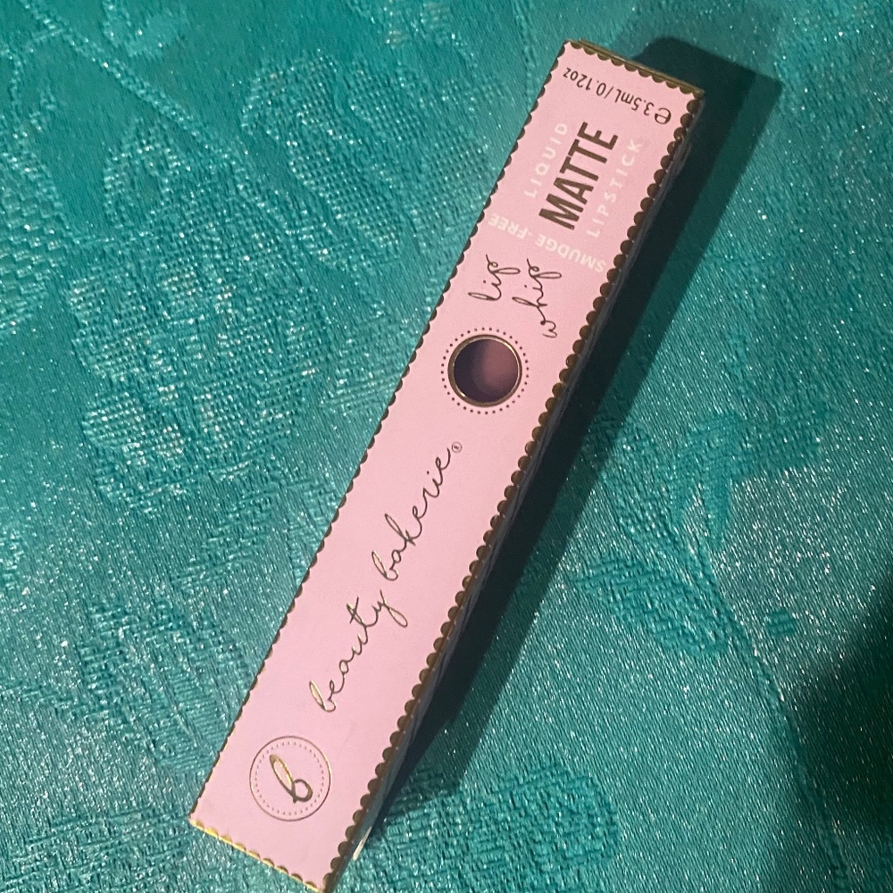 BEAUTY BAKERIE LIP WHIP